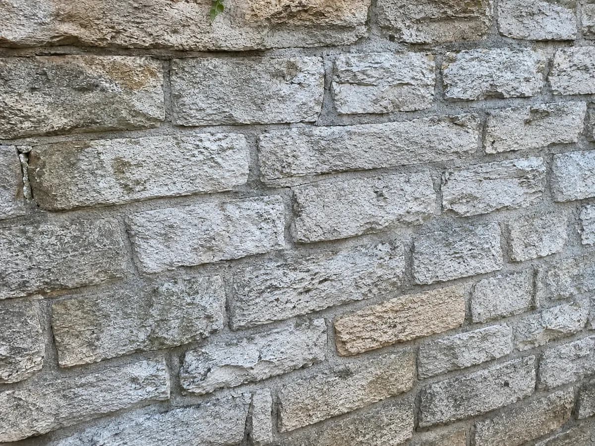 Restauration d'une façade en pierre de taille